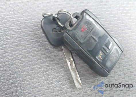 2015 Chevrolet Silverado 1500 2Lt from USA, damaged, VIN 3GCUKRECXFG481544